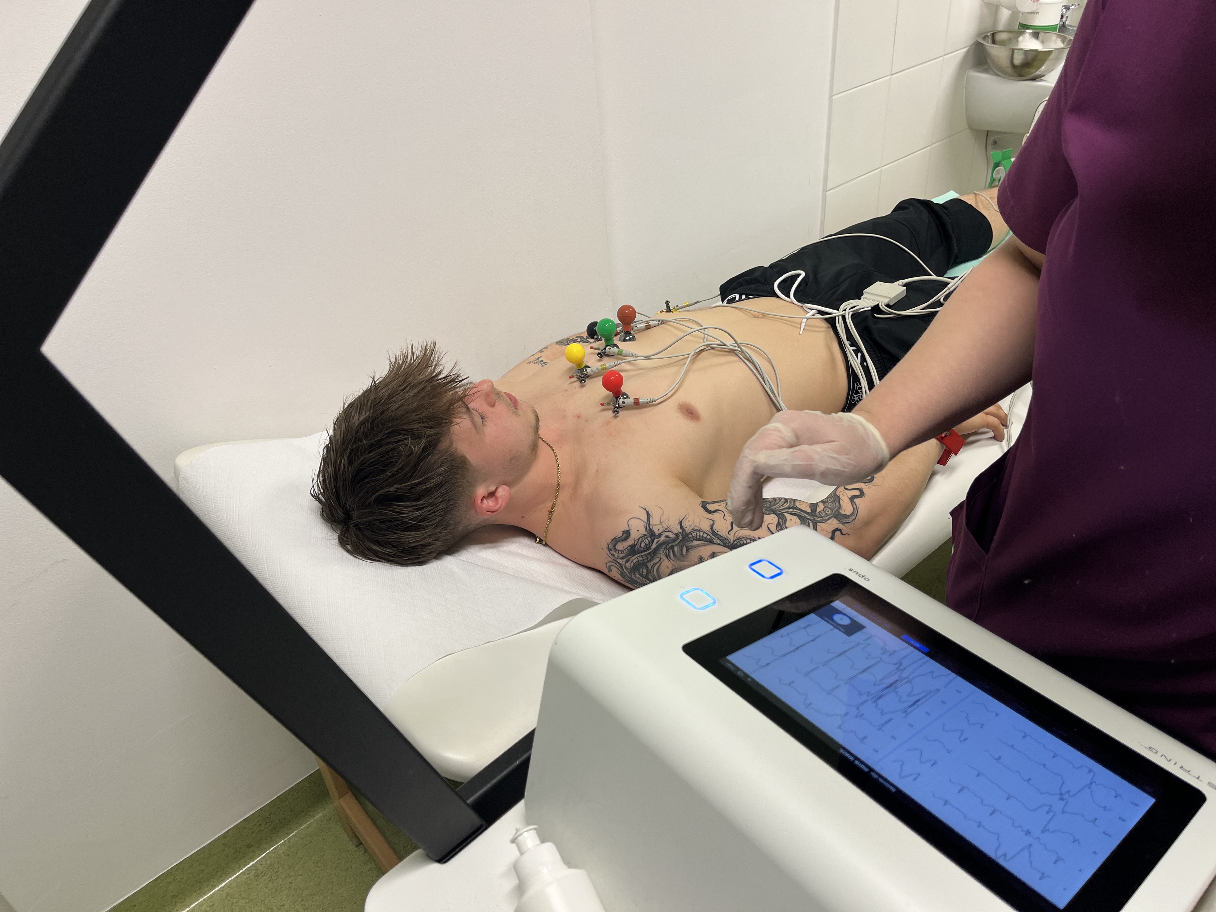 Badanie EKG zawodników Star Starachowice w Centrum Zdrowia VITA